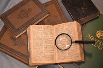Penelitian Sejarah/ Historiografi