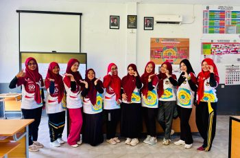 Ulang Tahun Dharma Wanita Persatuan Ke 26 SMAN 1 BANTARAN