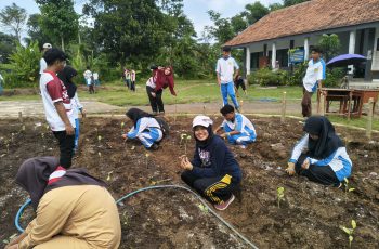 SIKAP (Sekolah Inovatif Ketahanan Pangan)